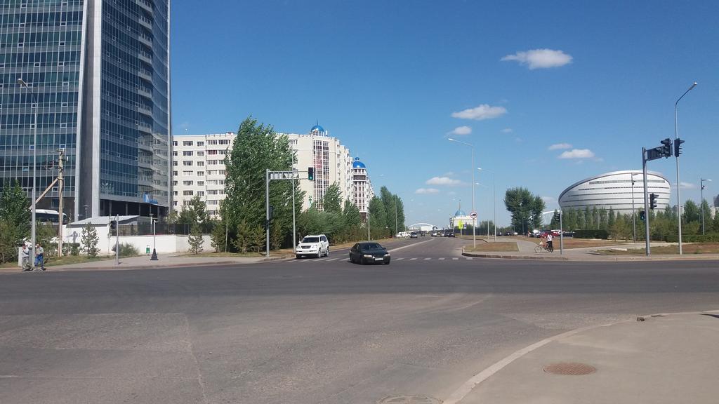 Nursat Guest House Астана Экстерьер фото