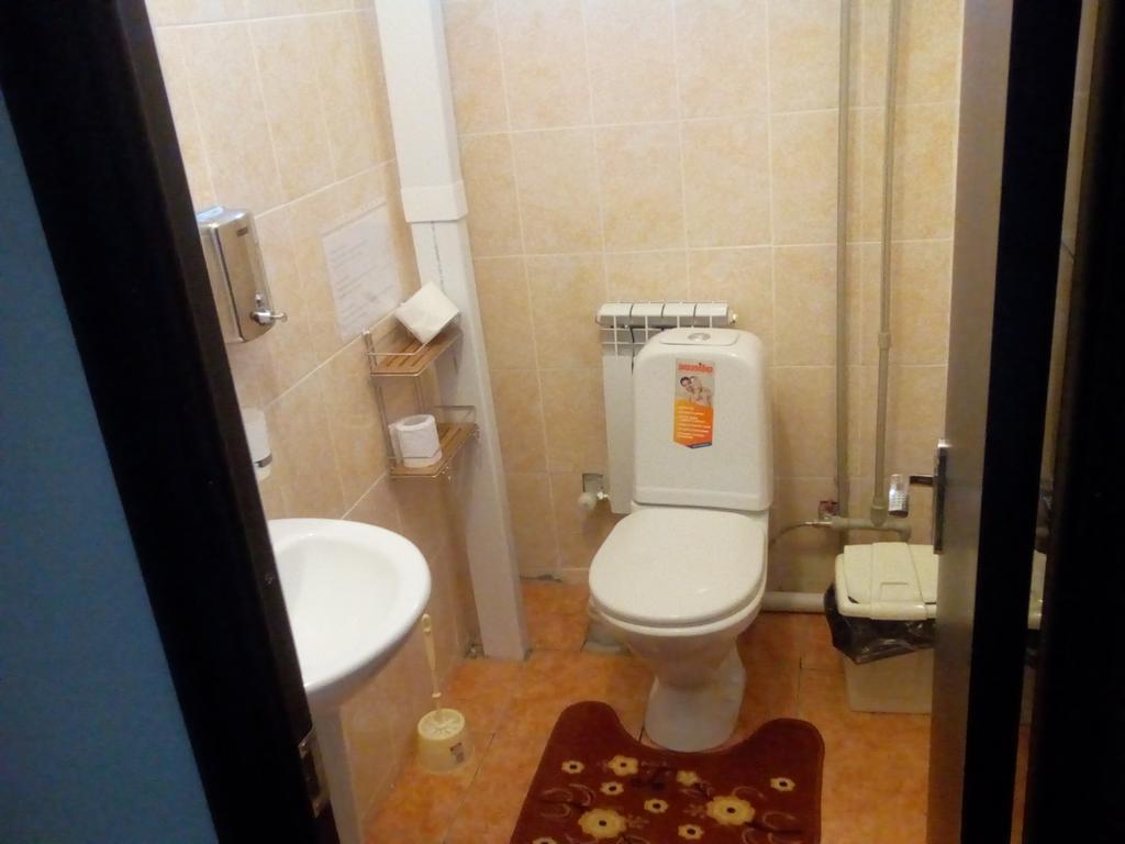 Nursat Guest House Астана Экстерьер фото