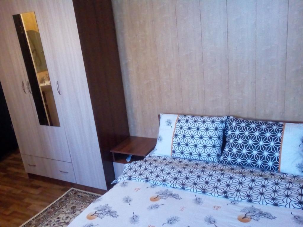 Nursat Guest House Астана Экстерьер фото