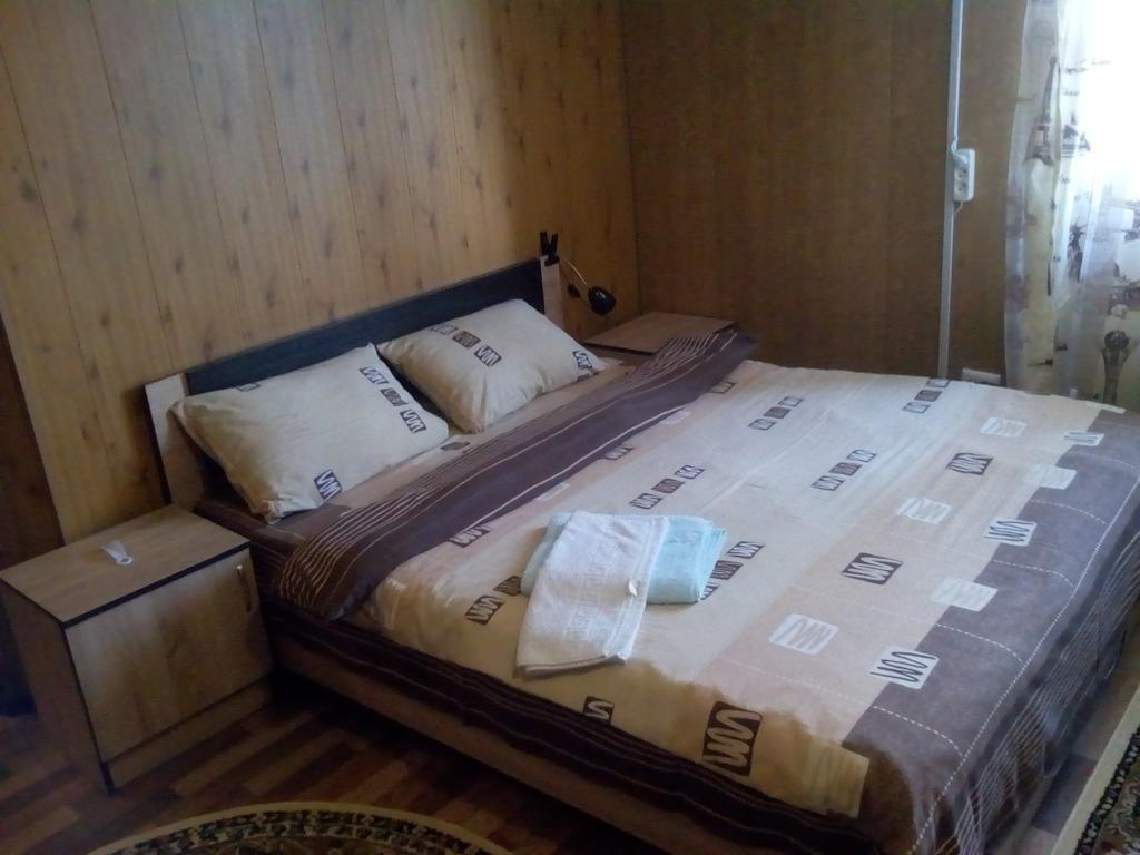 Nursat Guest House Астана Экстерьер фото