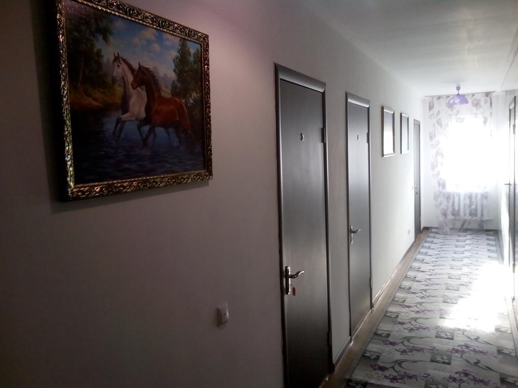Nursat Guest House Астана Экстерьер фото